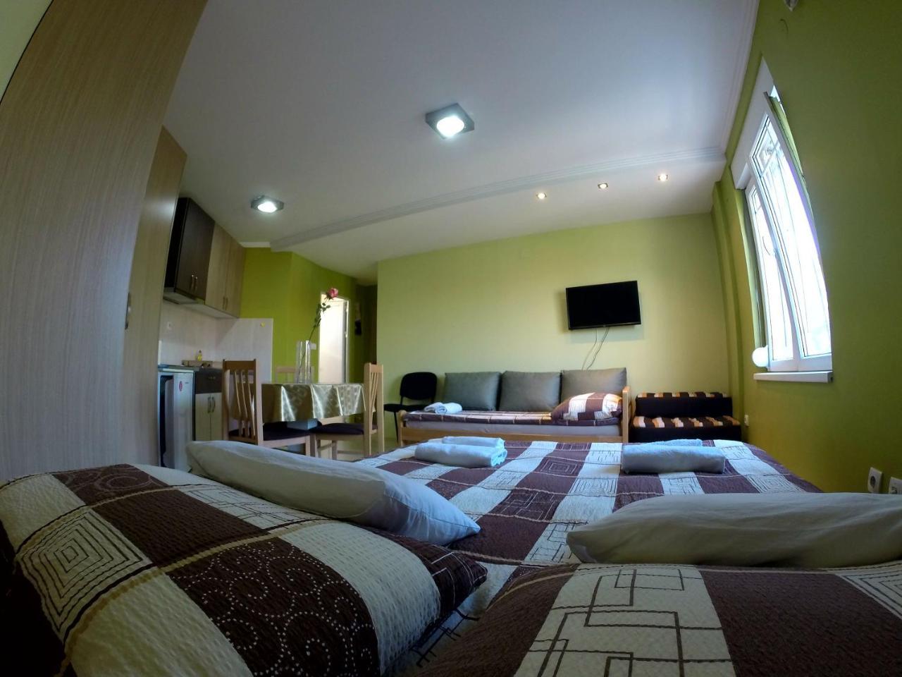 Apartments Popovic Belgrado Esterno foto